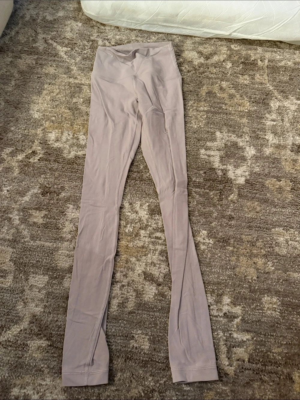 Lululemon High-Waist Mauve 28”